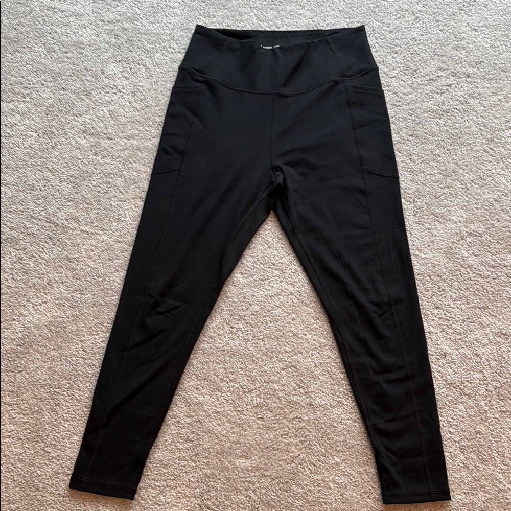 Victoria’s Secret Black High Waister Super Soft Pocket Leggings Size 10